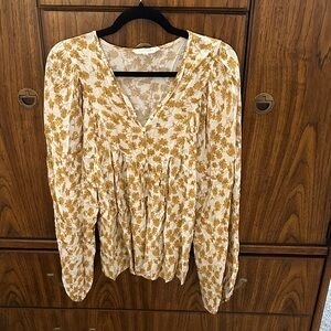 Solitaire V-Neck Floral Blouse - Cream and Gold